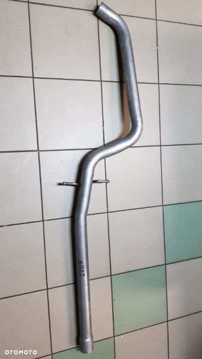 Rura wydechowa środek 1570mm  SEAT ALTEA, ALTEA XL, LEON, TOLEDO III 2.0D 01.06- - 1