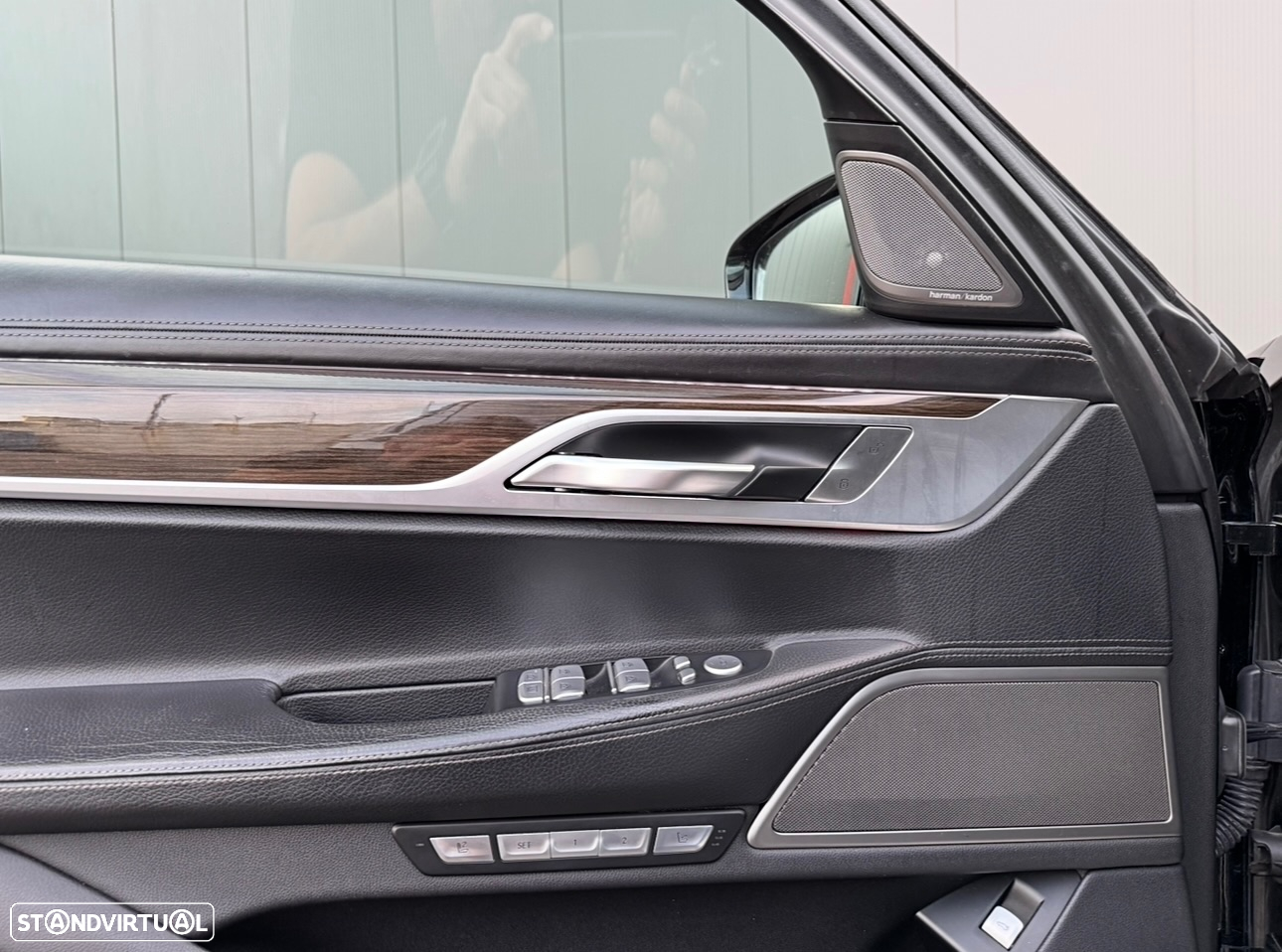 BMW 730 d Pack M - 24