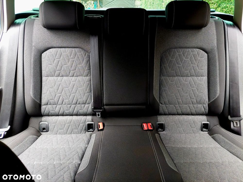 Volkswagen Passat 2.0 TDI EVO Business DSG - 19