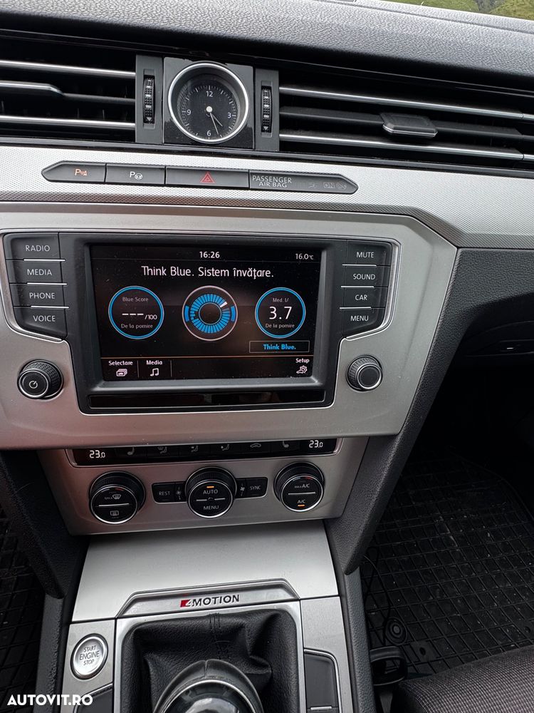 Volkswagen Passat 2.0 TDI 4Motion Comfortline - 27