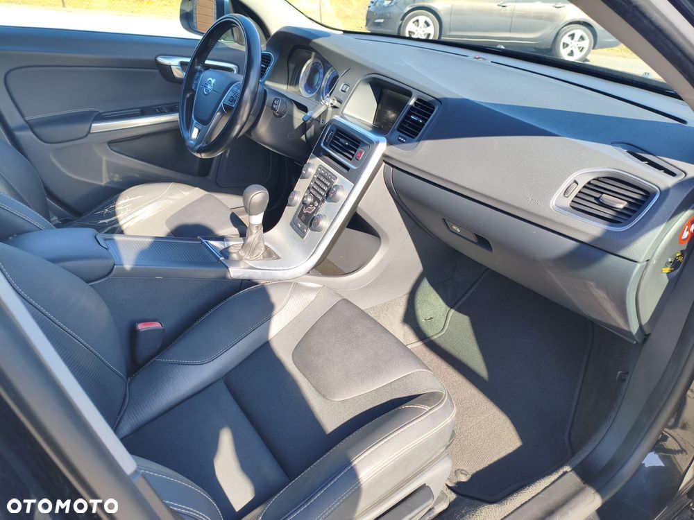 Volvo V60 - 18