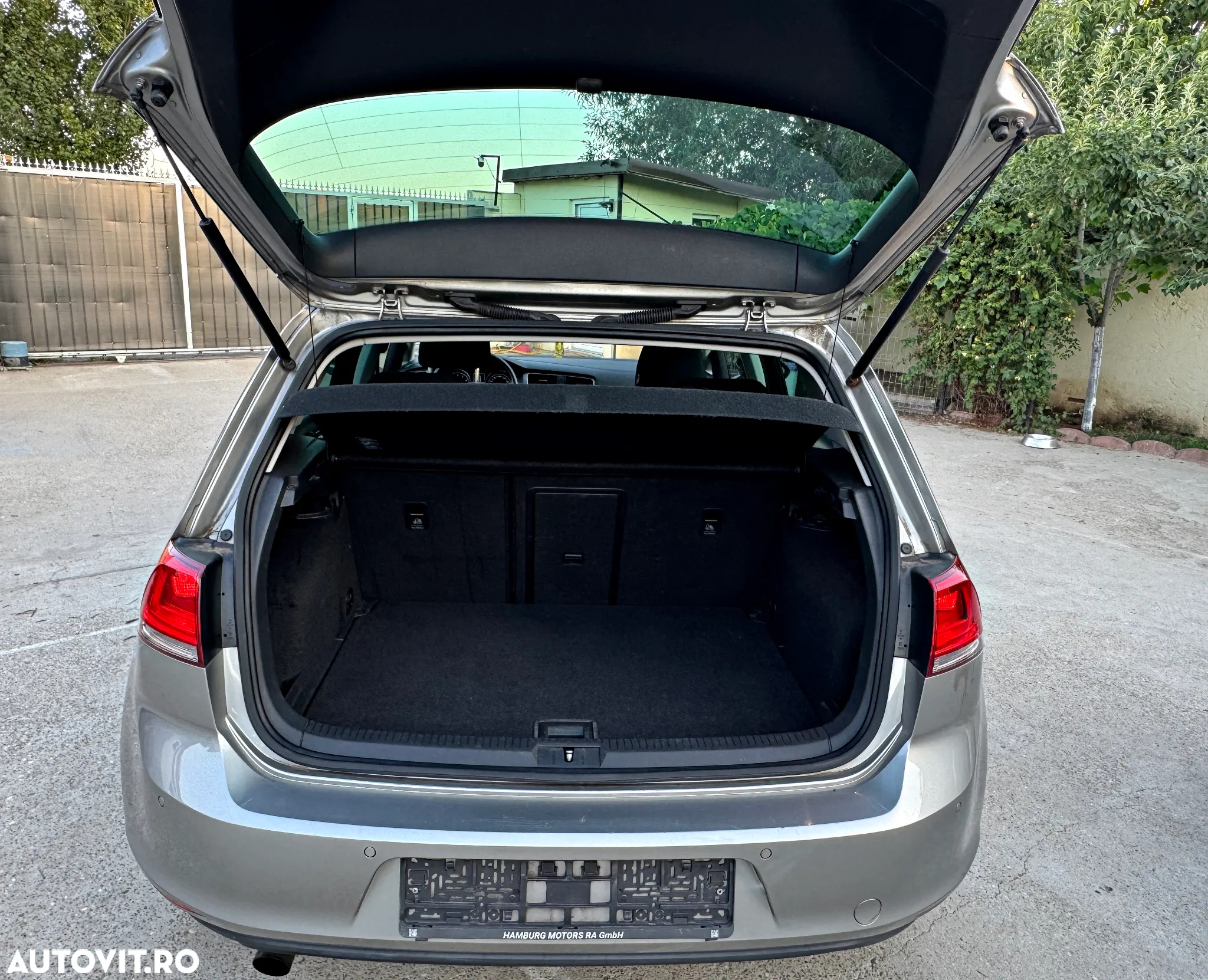 Volkswagen Golf 1.2 TSI BlueMotion Technology Comfortline - 11