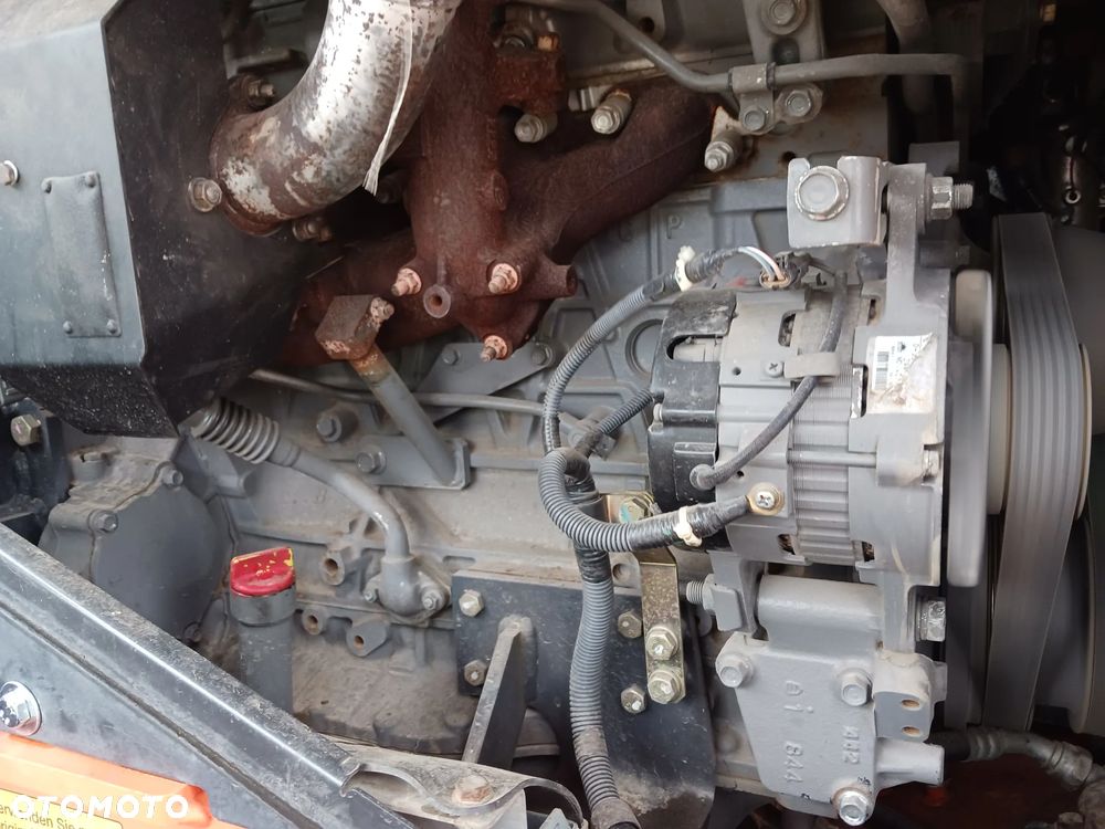 Hitachi ZW 150 - 28
