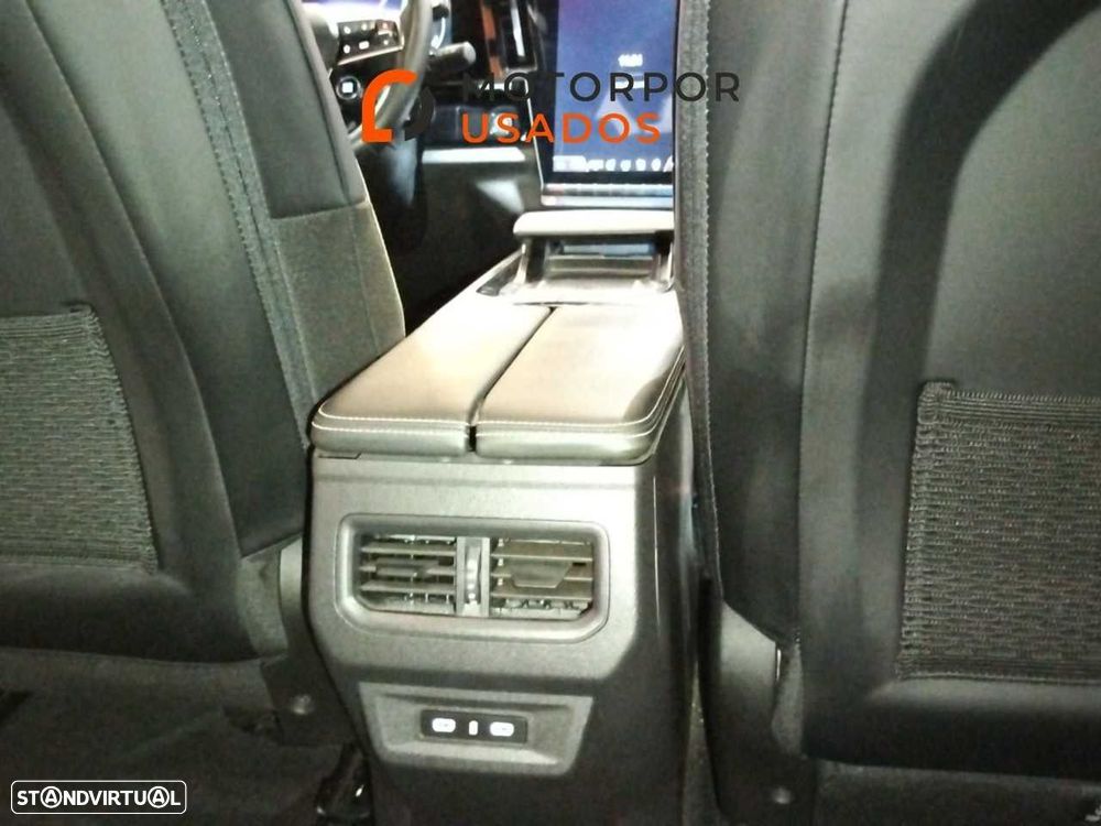Renault Austral 1.2 E-Tech Iconic - 12
