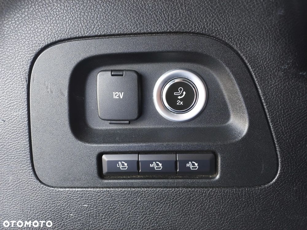 Ford S-Max 2.0 TDCi Titanium - 28