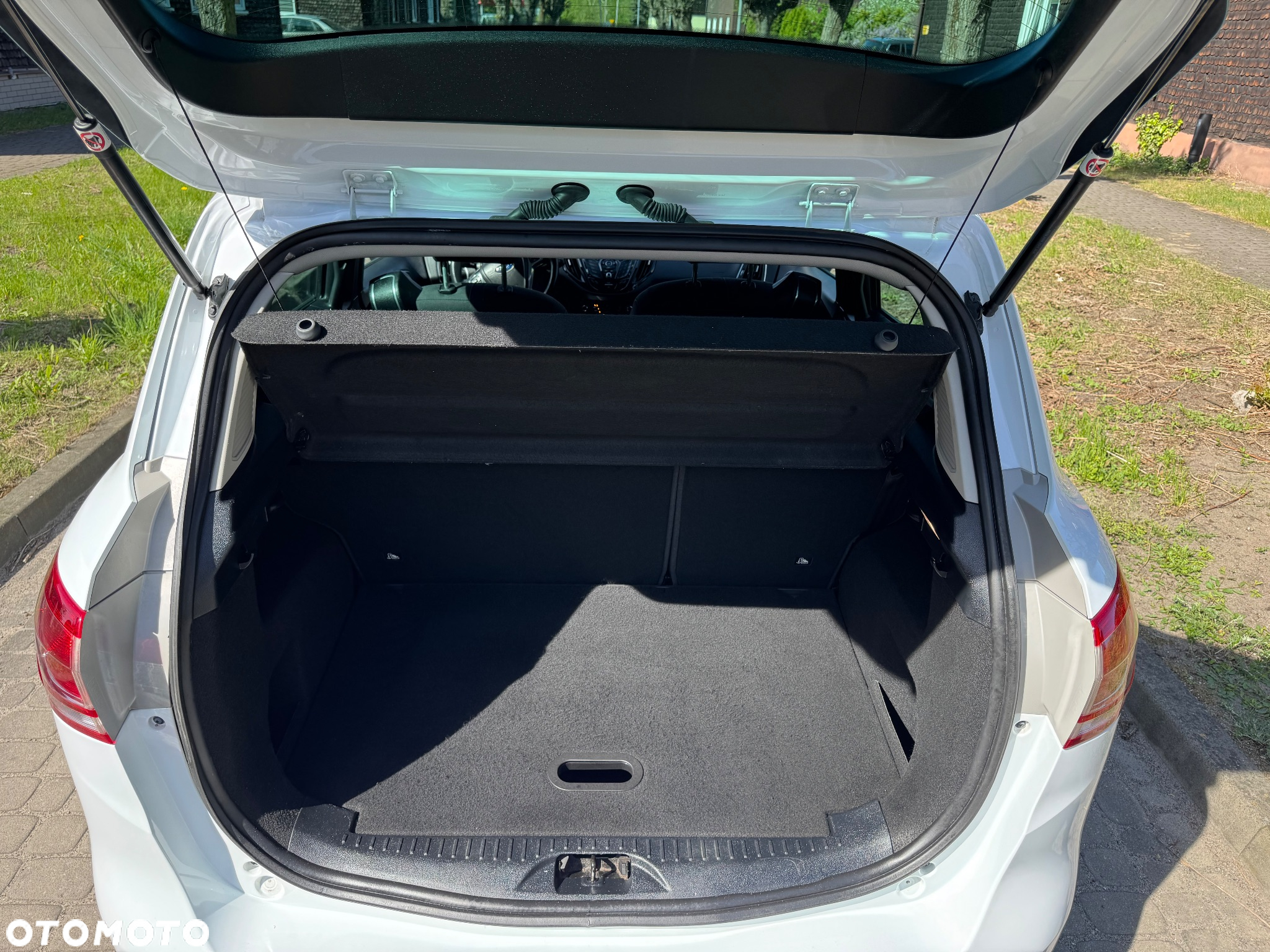 Ford B-MAX - 13
