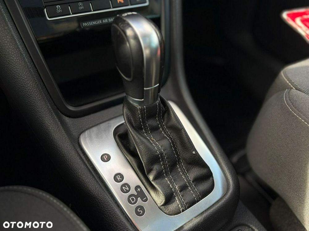 Volkswagen Sharan - 16