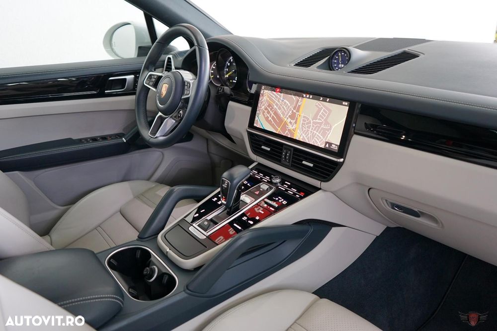 Porsche Cayenne E-Hybrid Tiptronic S - 8