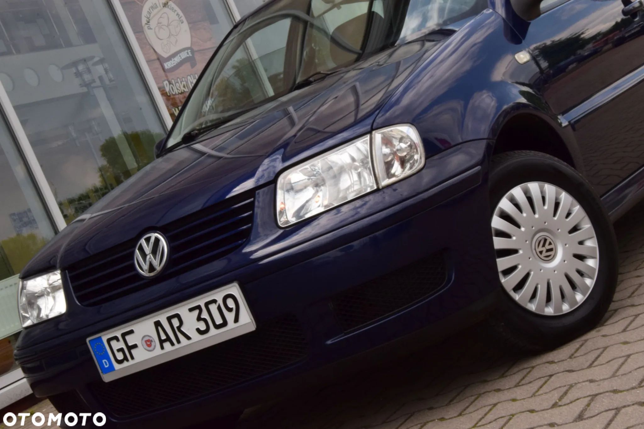 Volkswagen Polo 1.0 Comfortline - 1