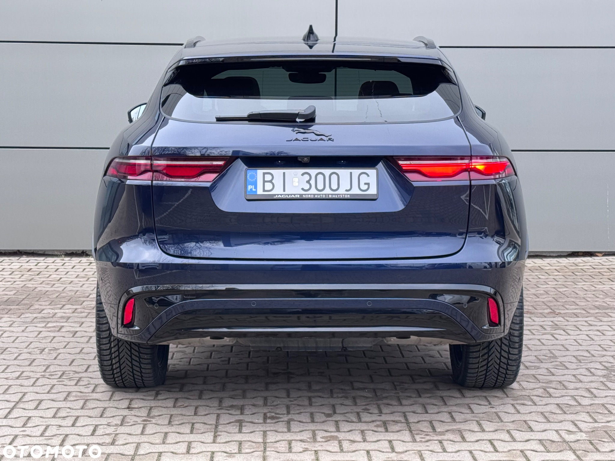 Jaguar F-Pace - 5