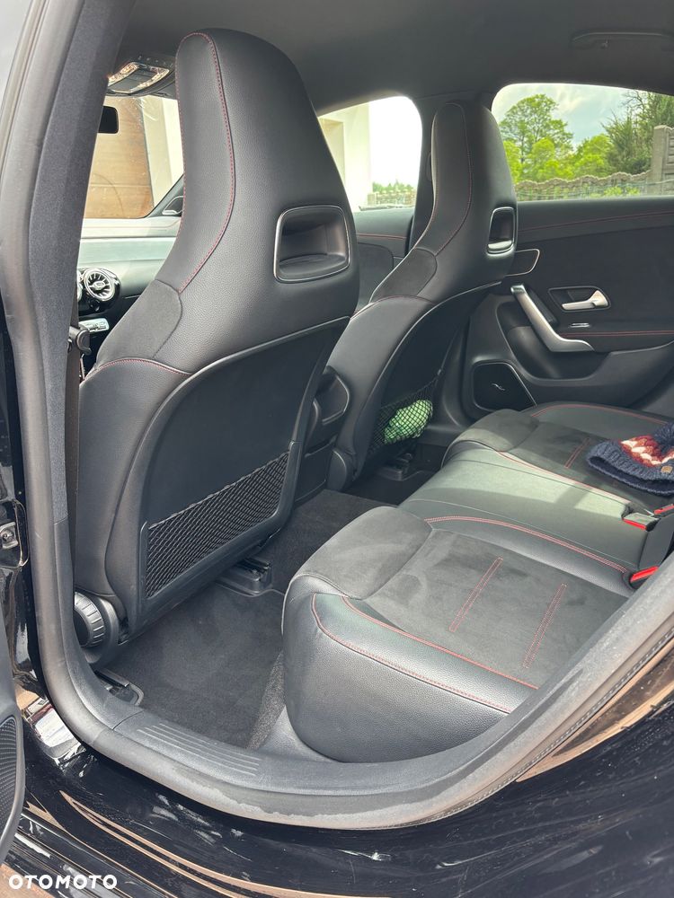 Mercedes-Benz CLA 250 4-Matic AMG Line 7G-DCT - 7