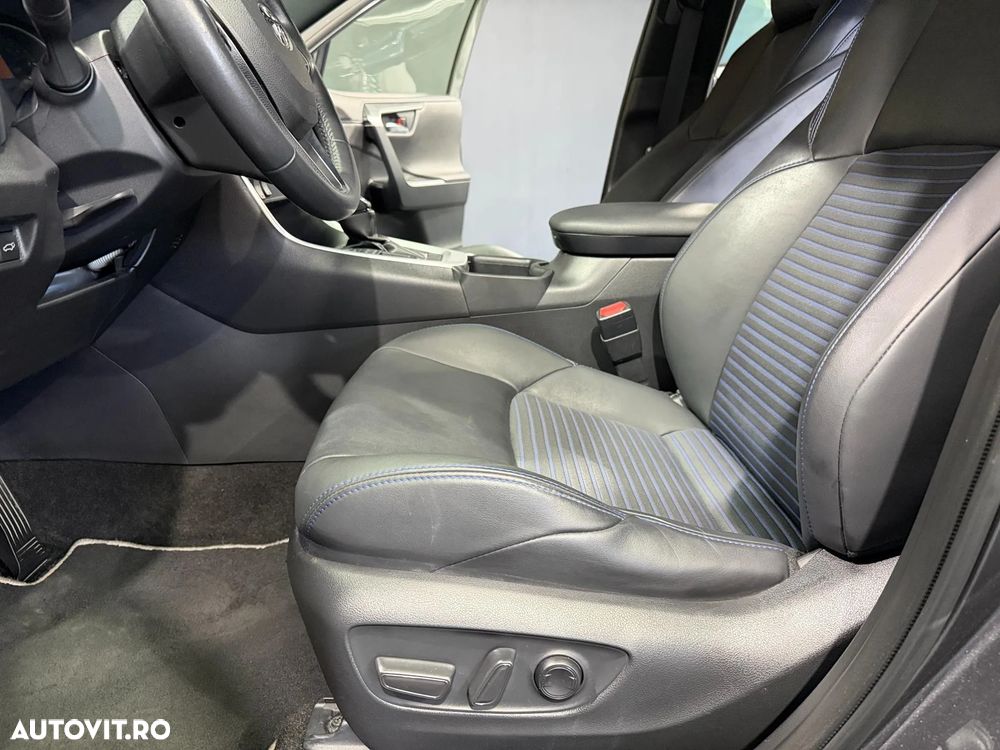 Toyota RAV4 - 21
