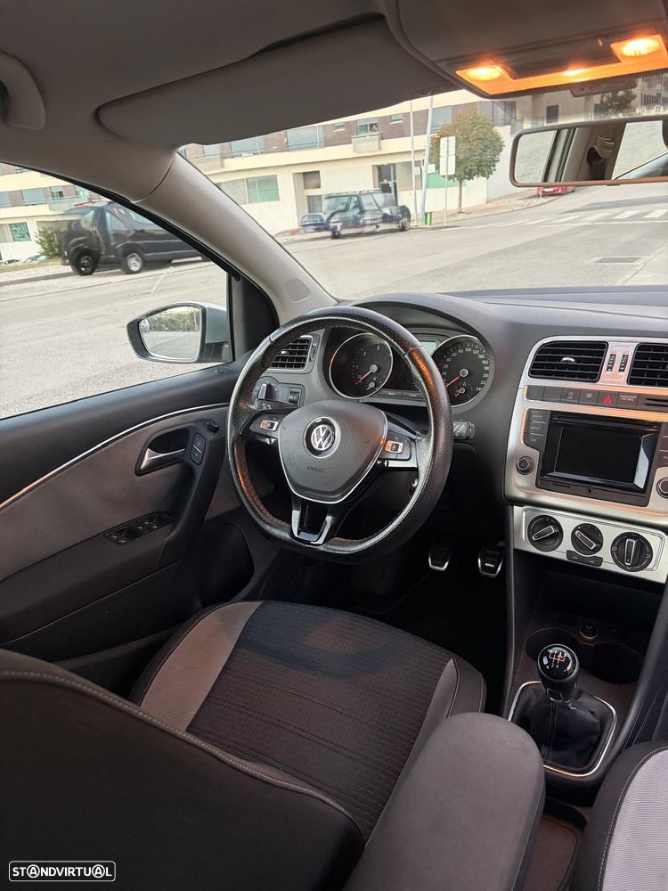 VW CrossPolo 1.4 TDi - 8