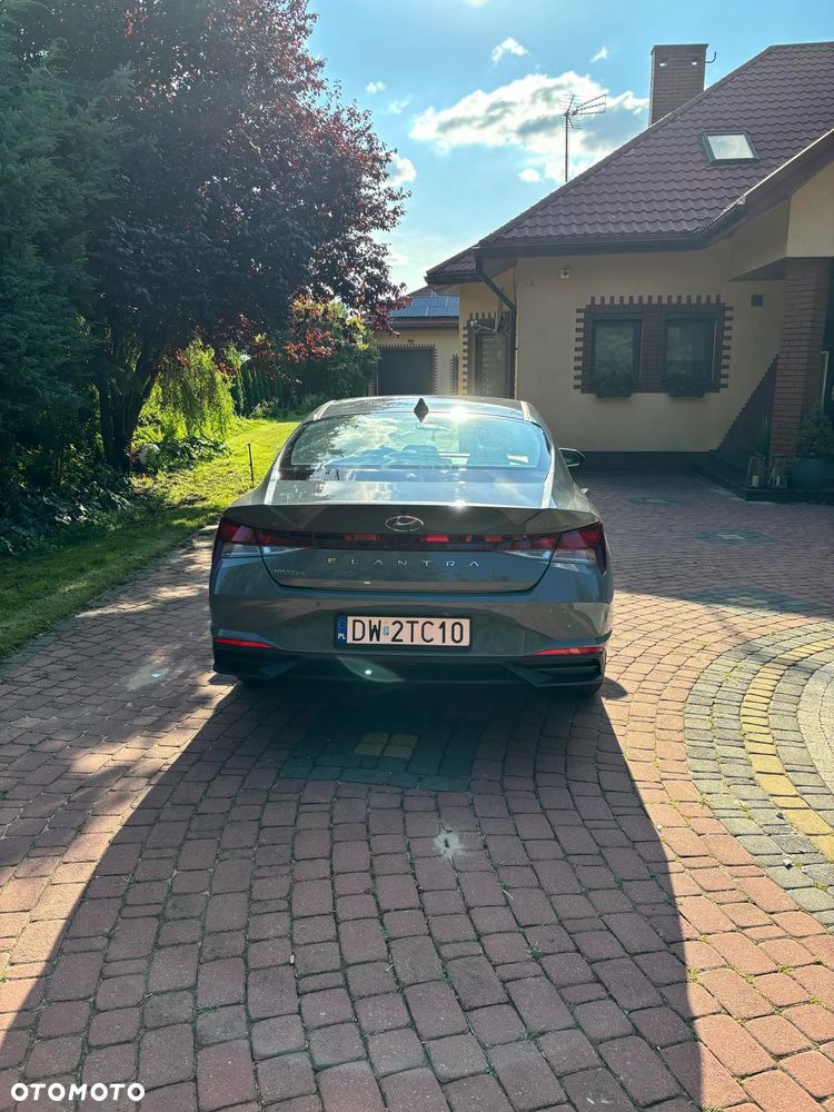 Hyundai Elantra 1.6 Smart CVT - 5