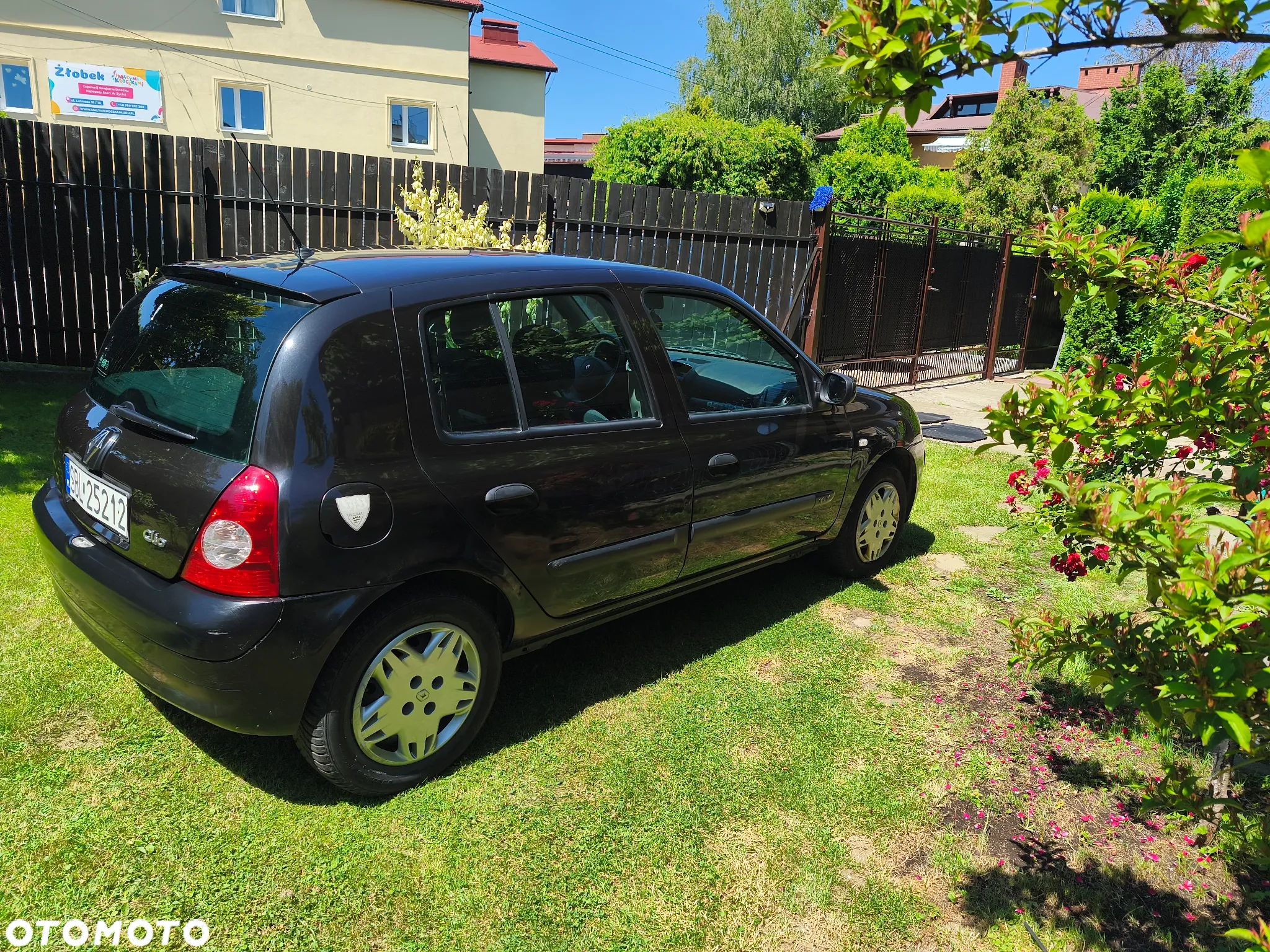 Renault Clio 1.2 16V Alize - 1