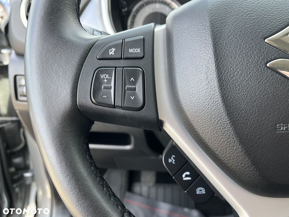 Suzuki Vitara - 23