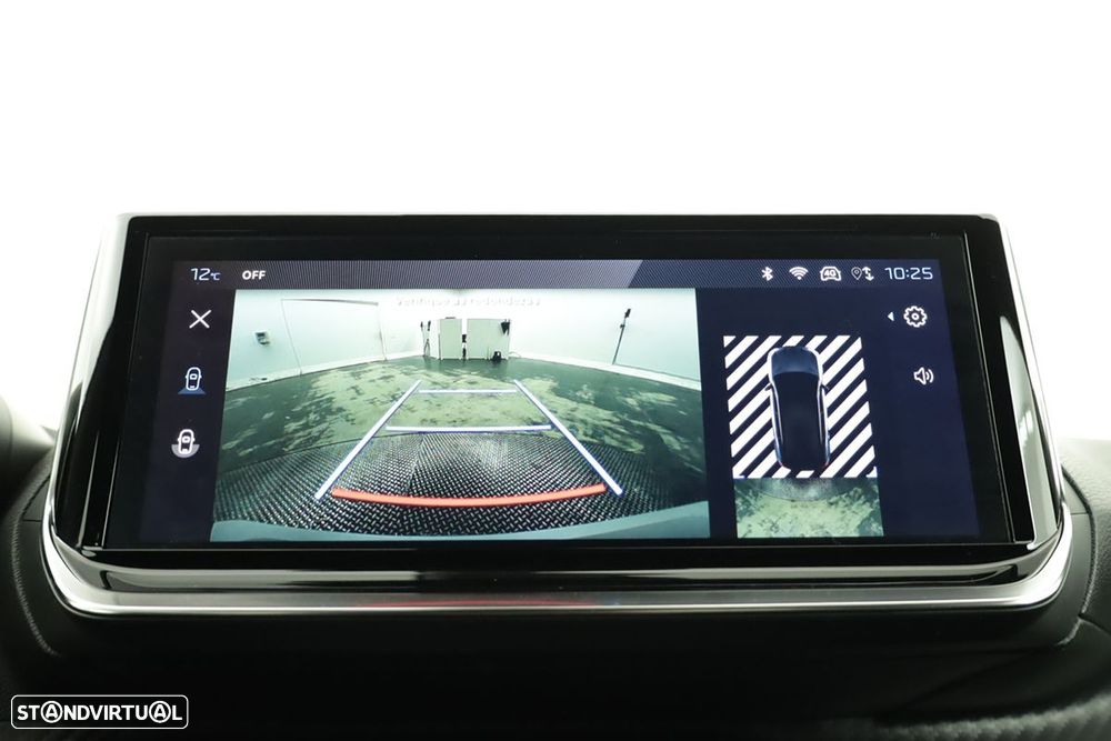 Peugeot 2008 1.2 PureTech Allure - 12