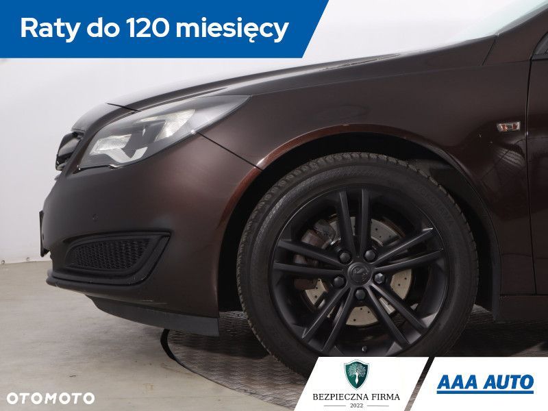 Opel Insignia - 16