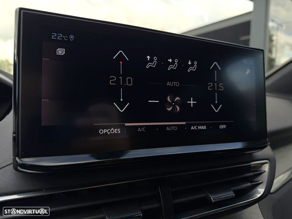 Peugeot 3008 1.5 BlueHDi GT EAT8 - 51