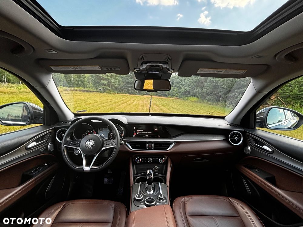 Alfa Romeo Stelvio 2.0 Turbo 16V AT8-Q4 6C Villa dEste - 11