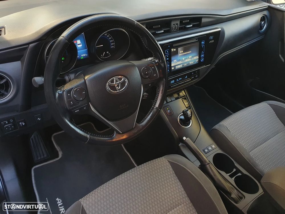 Toyota Auris 1.8 HSD Comfort - 3