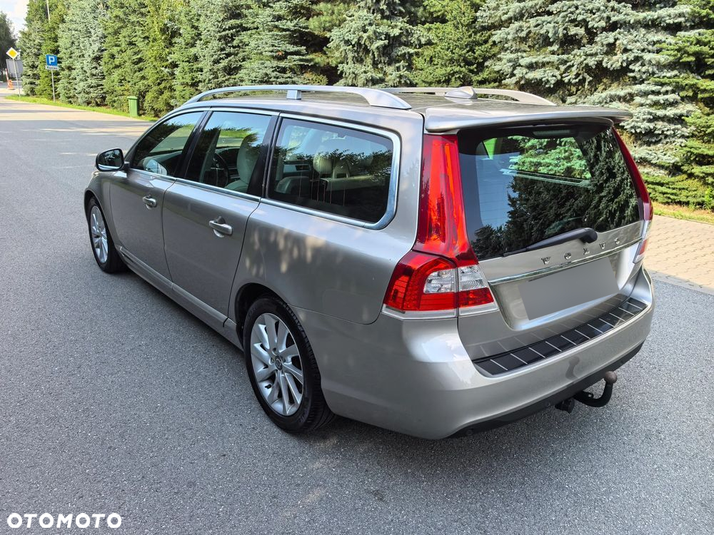 Volvo V70 D2 Dynamic Momentum - 8