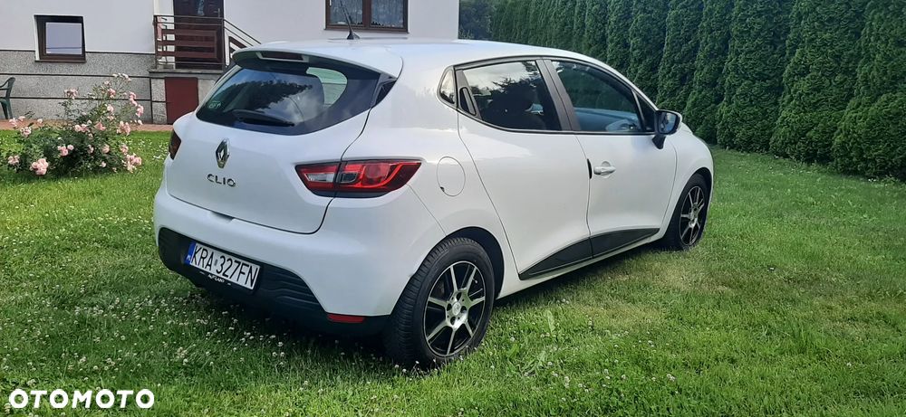 Renault Clio - 11