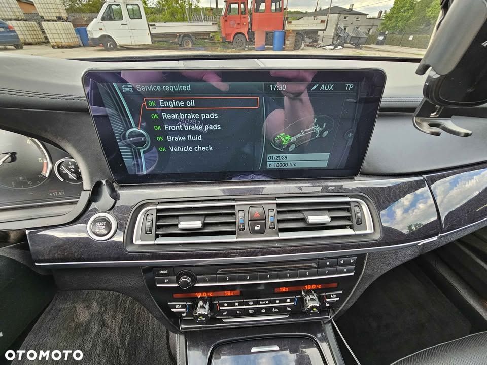 BMW Seria 7 740d - 14
