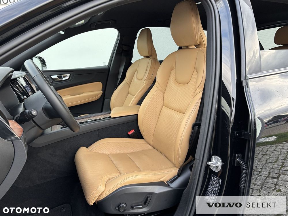 Volvo XC 60 - 8