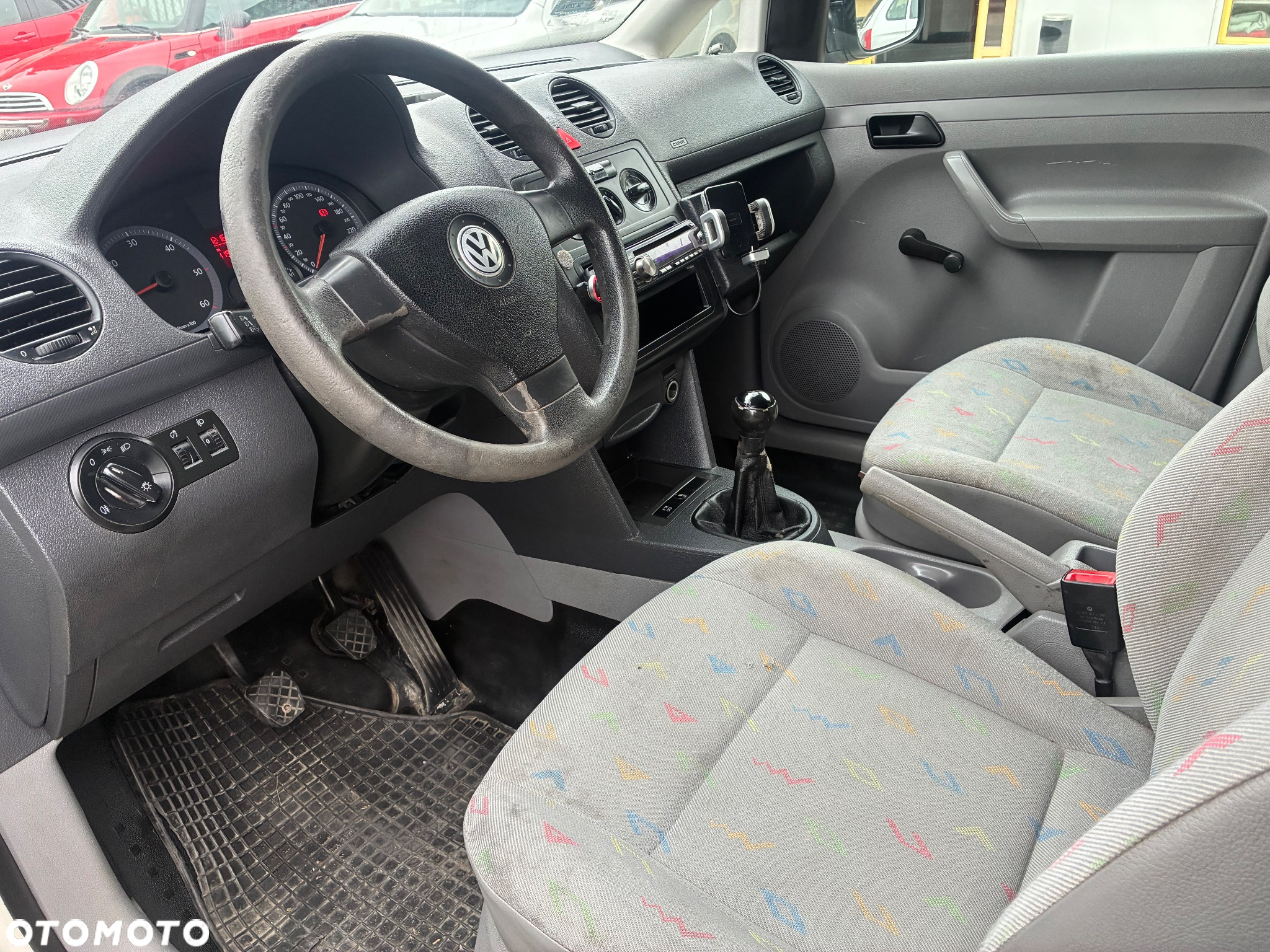 Volkswagen CADDY - 11