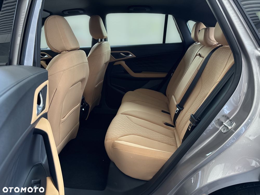 MG HS 1.5T HEV+ Excite - 11