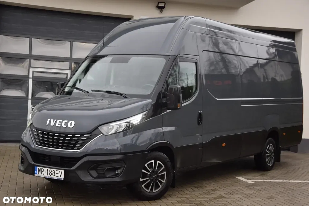 Iveco DAILY 35S18 Hi Matic  180Km 18M3 - 25