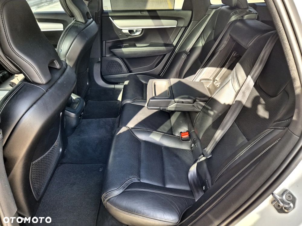 Volvo V90 Cross Country D5 SCR AWD Pro - 22