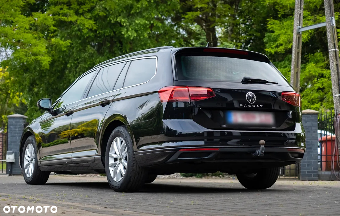 Volkswagen Passat Variant 2.0 TDI SCR DSG - 9
