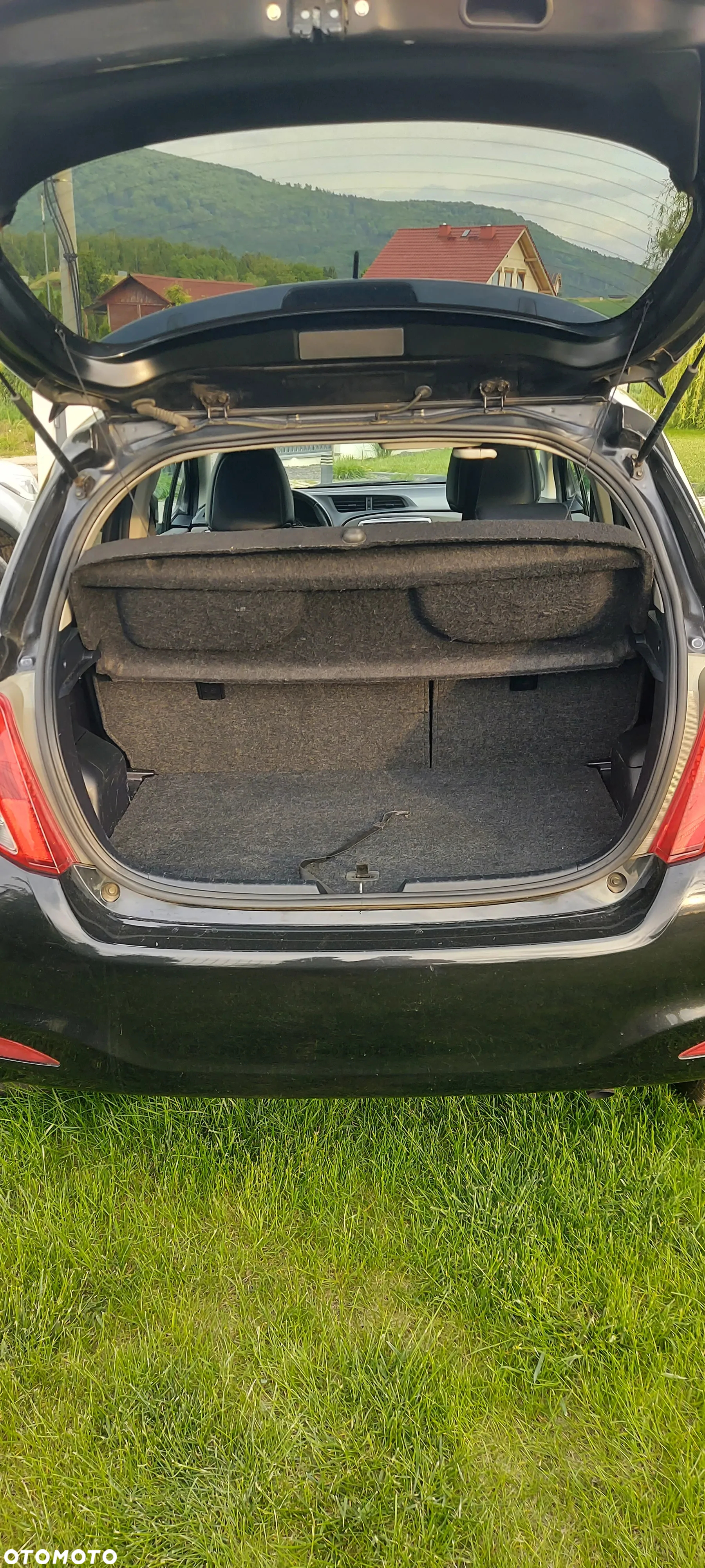 Toyota Yaris 1.33 VVT-i Executive - 8