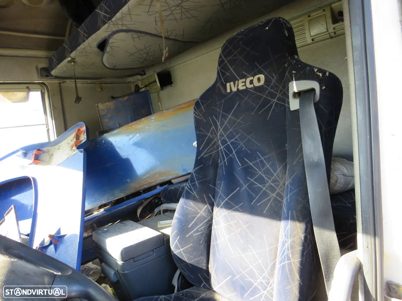 Iveco Stralis 430 de 2003 - Peças Usadas (8563) - 5