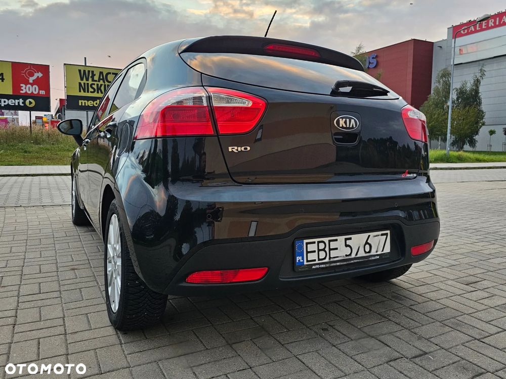 Kia Rio 1.4 XL - 27