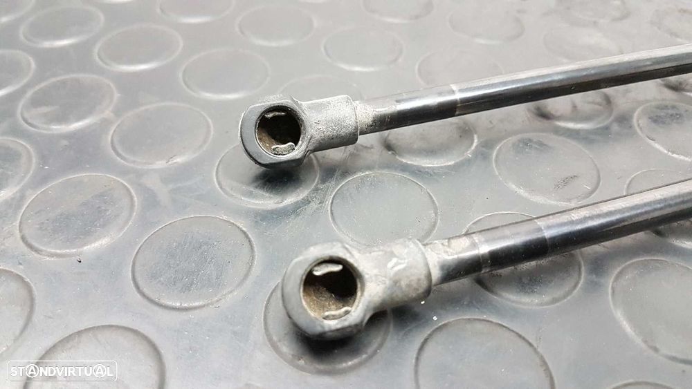 AMORTECEDORES DA MALA BMW SERIE 1 BERLINA (E81/E87) 118D - 5