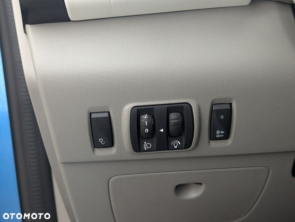 Renault Zoe - 10