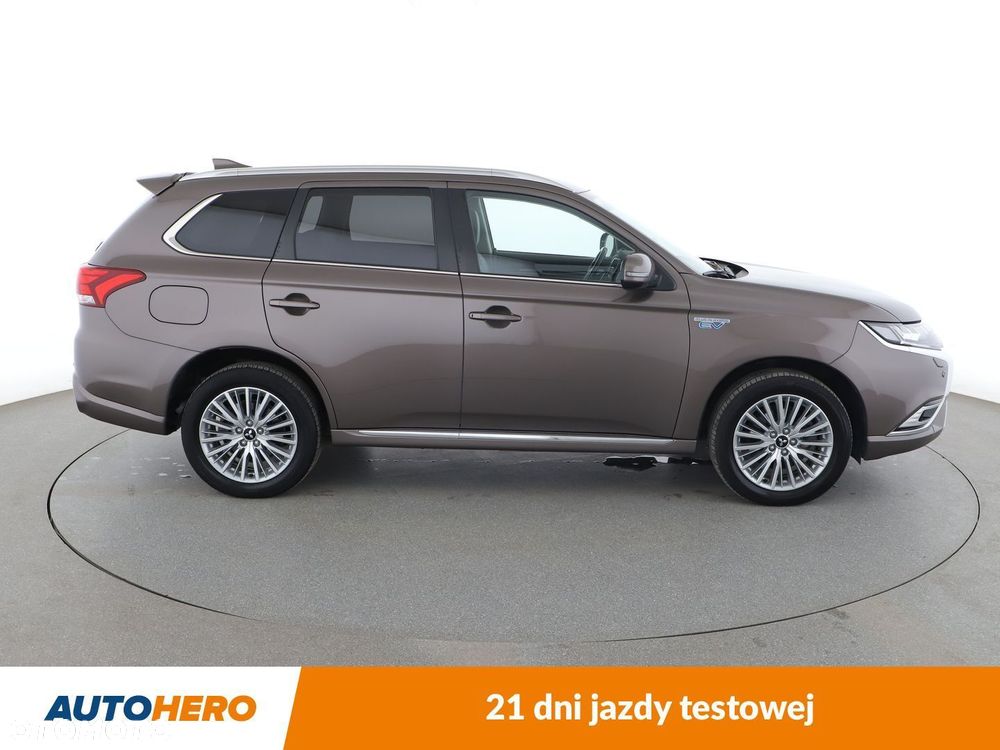 Mitsubishi Outlander - 7