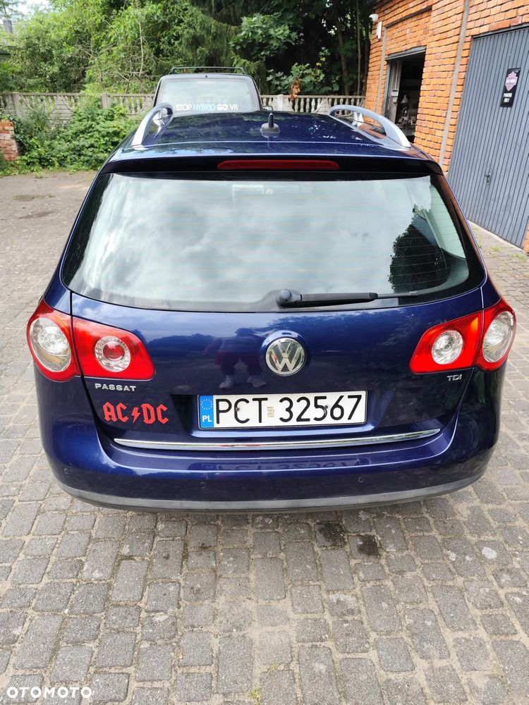 Volkswagen Passat 1.9 TDI Comfortline - 6