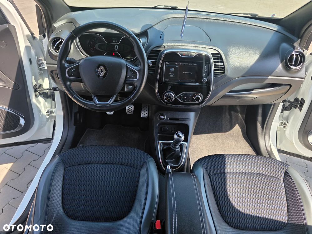 Renault Captur ENERGY TCe 120 Intens - 25