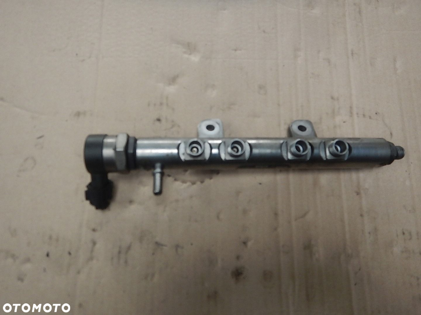 LISTWA WTRYSKOWA  CZUJNIK JAGUAR XF LAND ROVER 3.0D 0445216028 - 2