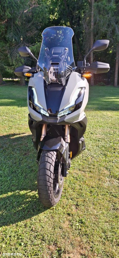 Honda ADV350 - 12