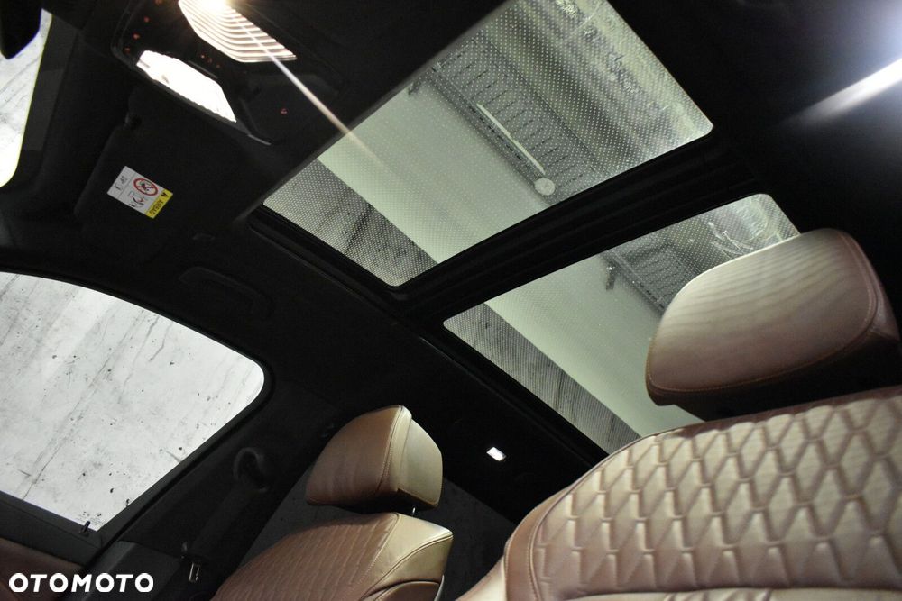 BMW X7 - 12