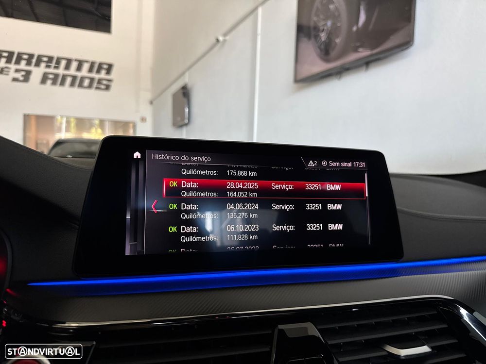 BMW M5 Competition - 32