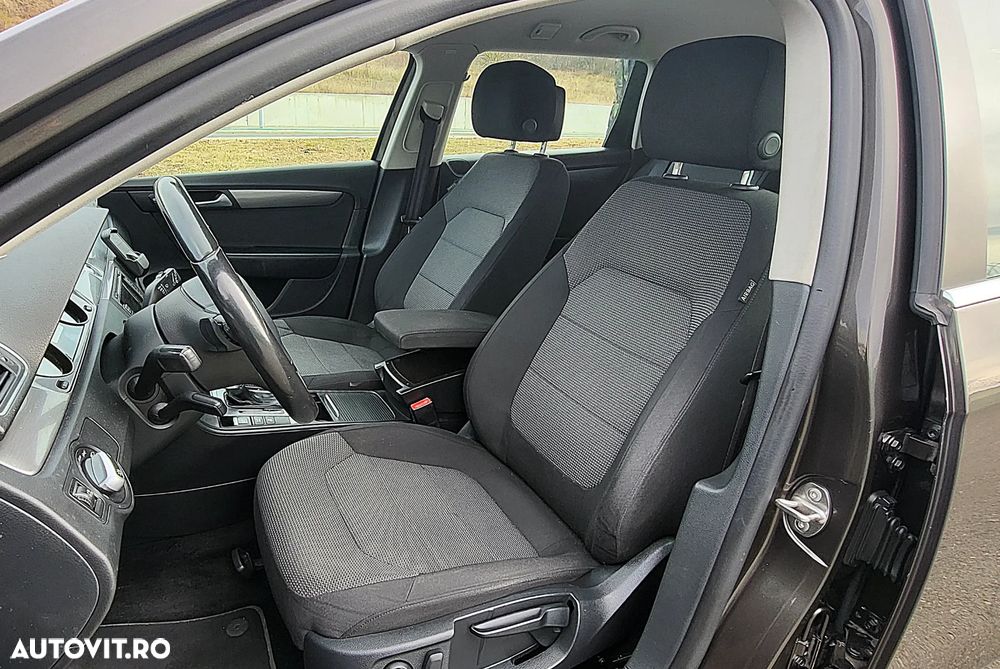 Volkswagen Passat Variant 2.0 TDI BlueMotion Technology DSG Comfortline - 18