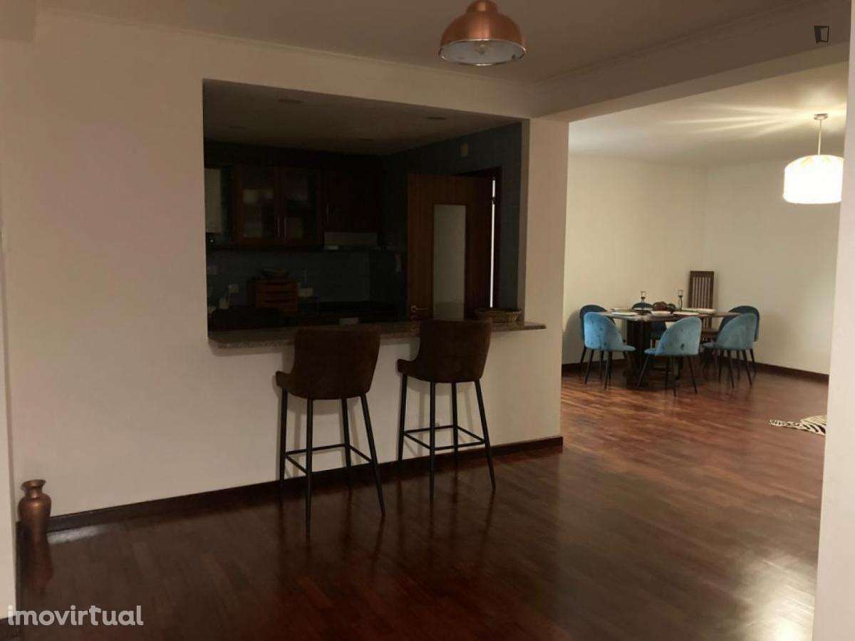 Quarto - localizado em Santarem - Grande imagem: 2/6