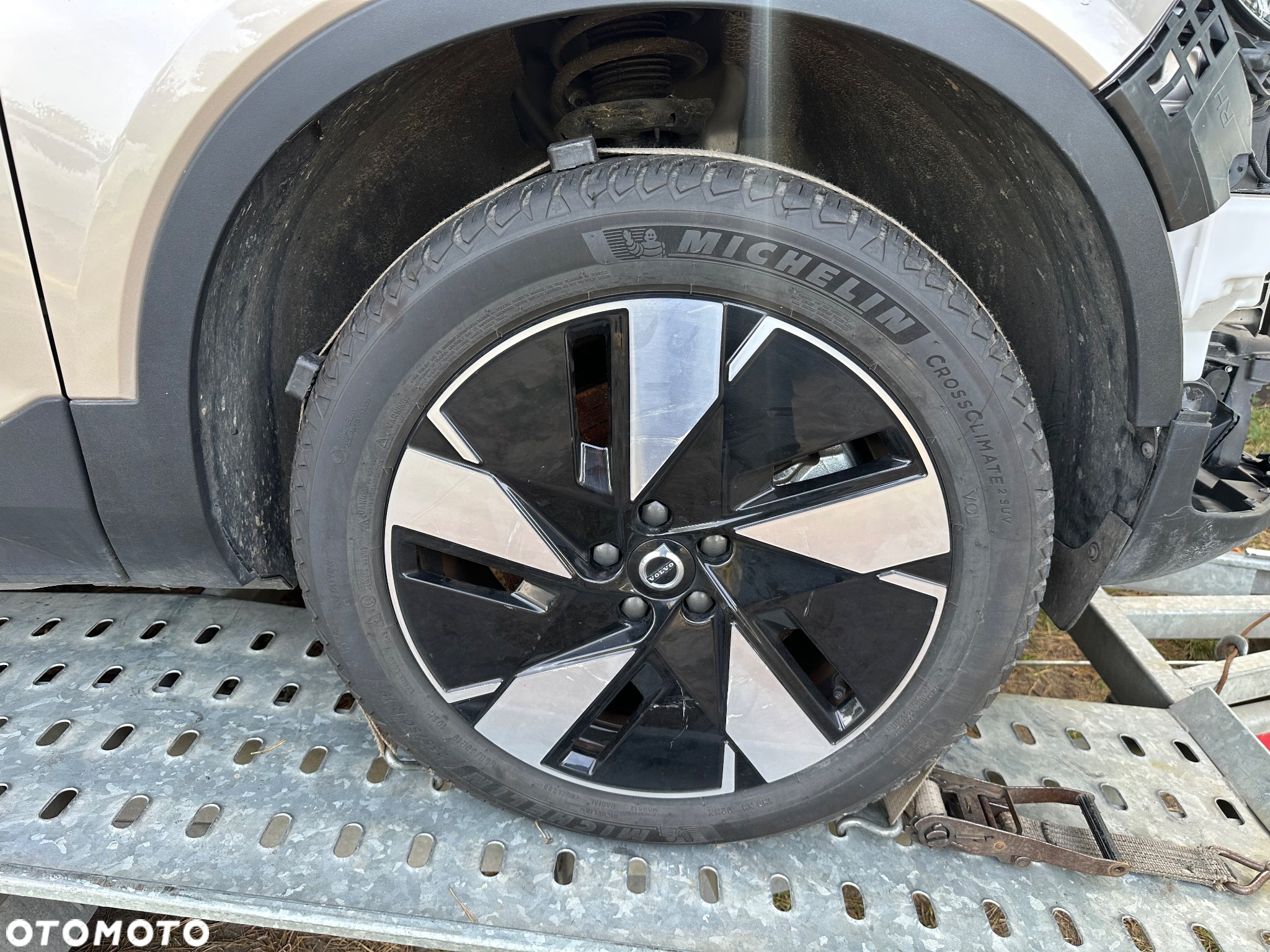 Volvo XC 40 Recharge 82 kWh Single M Extended Range RWD Plus - 9