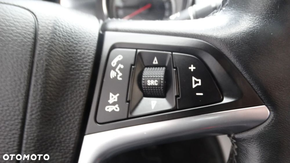 Opel Astra 1.4 T Enjoy - 23